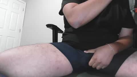 Snapshot of texmexlat chatting on 04/01/26, 06:58 texmexlat online show from 04/01/26, 06:58