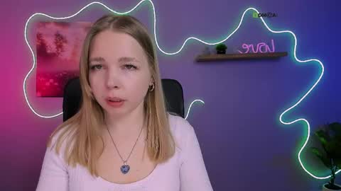 Snapshot of teya_starling chatting on 04/12/26, 07:35 teya_starling online show from 04/12/26, 07:35