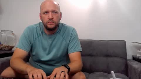 ThicThighsBlueEyes online show from 09/10/25, 07:30