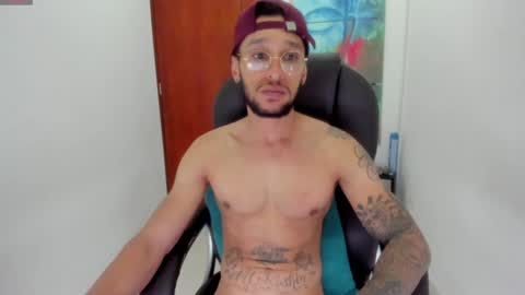 Cristhian Teylor online show from 12/02/24, 03:15