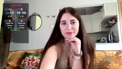 Teylor online show from 09/17/25, 12:07