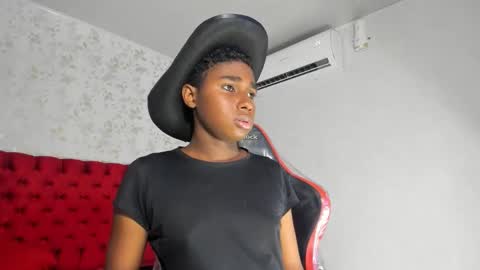 Snapshot of teylor_lovee chatting on 02/05/26, 08:57 teylor_lovee online show from 02/05/26, 08:57