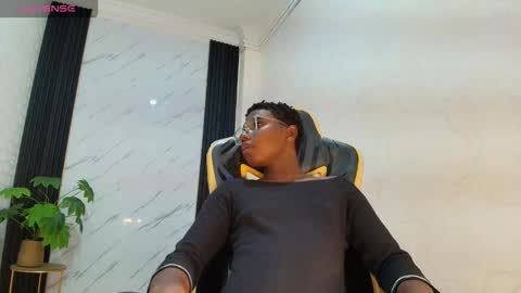 Snapshot of teylor_lovee chatting on 02/12/26, 09:32 teylor_lovee online show from 02/12/26, 09:32