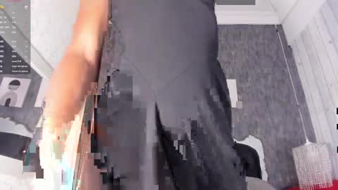 Snapshot of teylor_lovee chatting on 04/06/26, 08:43 teylor_lovee online show from 04/06/26, 08:43