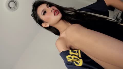 Snapshot of tgirl_luna69 chatting on 07/02/26, 04:07 Luna online show from 07/02/26, 04:07