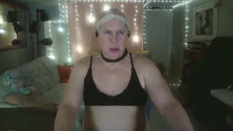 Snapshot of tglacey chatting on 02/23/26, 01:41 lacey online show from 02/23/26, 01:41