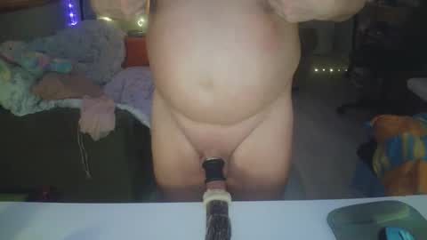 Snapshot of tglacey chatting on 04/21/26, 05:39 lacey online show from 04/21/26, 05:39