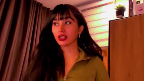 Snapshot of th3r3sa chatting on 12/10/24, 01:22 th3r3sa online show from 12/10/24, 01:22