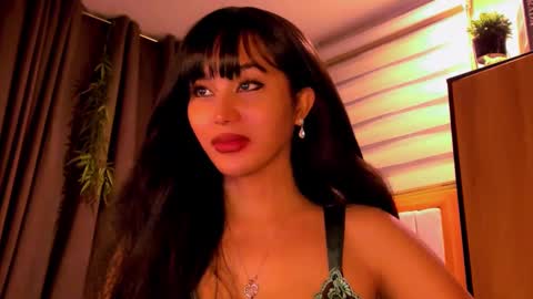 Snapshot of th3r3sa chatting on 01/14/25, 02:19 th3r3sa online show from 01/14/25, 02:19