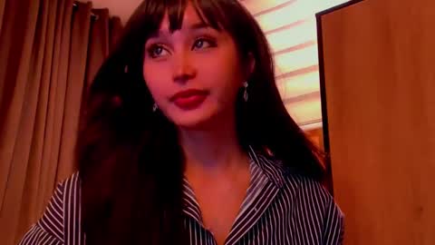 Snapshot of th3r3sa chatting on 02/01/25, 01:51 th3r3sa online show from 02/01/25, 01:51