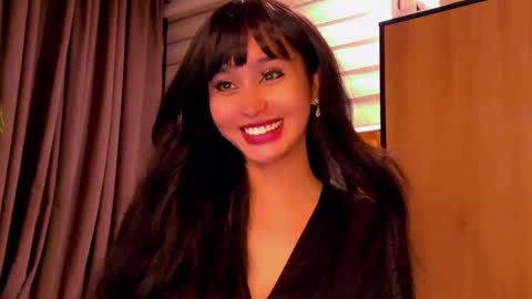 Snapshot of th3r3sa chatting on 02/28/25, 01:36 th3r3sa online show from 02/28/25, 01:36