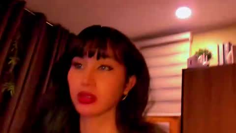 Snapshot of th3r3sa chatting on 03/06/25, 02:08 th3r3sa online show from 03/06/25, 02:08