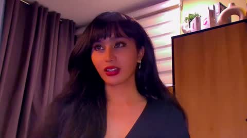 Snapshot of th3r3sa chatting on 03/11/25, 03:56 th3r3sa online show from 03/11/25, 03:56