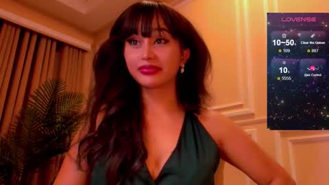 Snapshot of th3r3sa chatting on 10/08/25, 06:49 th3r3sa online show from 10/08/25, 06:49