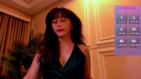 Snapshot of th3r3sa chatting on 12/16/25, 11:04 th3r3sa online show from 12/16/25, 11:04