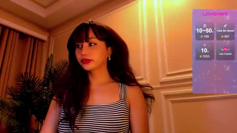 Snapshot of th3r3sa chatting on 12/17/25, 02:50 th3r3sa online show from 12/17/25, 02:50