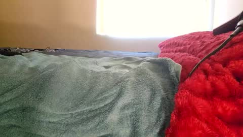 Snapshot of tha_squirter chatting on 11/29/25, 03:37 Free online show from 11/29/25, 03:37