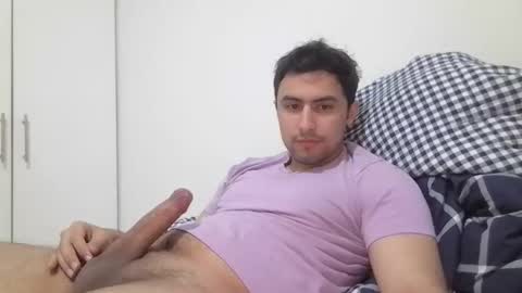 Snapshot of thaiguy666 chatting on 12/15/24, 12:51 ThaiGuy online show from 12/15/24, 12:51