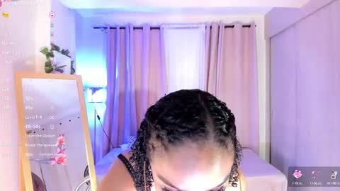 Thais online show from 03/11/25, 12:17