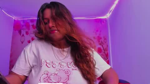 Andreina online show from 09/28/25, 03:01