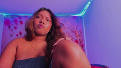 Andreina online show from 10/04/25, 03:37