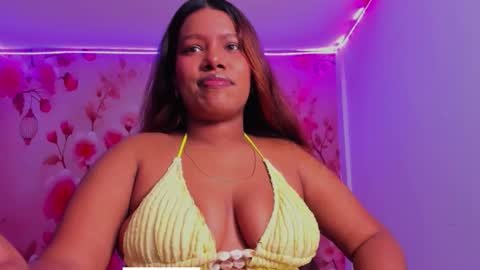 Andreina online show from 11/13/25, 03:27