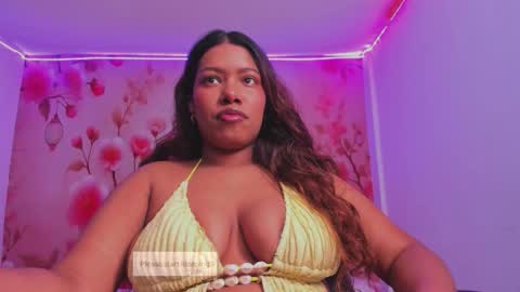 Andreina online show from 12/21/25, 08:21