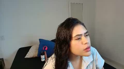 Snapshot of thaisadara24 chatting on 07/12/26, 08:55 T H A I S online show from 07/12/26, 08:55