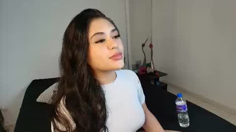 Snapshot of thaisadara24 chatting on 07/15/26, 09:42 T H A I S online show from 07/15/26, 09:42