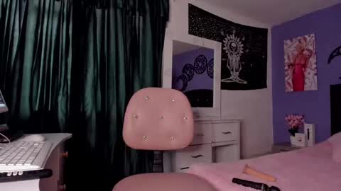 Snapshot of thalassa_root chatting on 03/05/25, 09:15 lui 3 online show from 03/05/25, 09:15