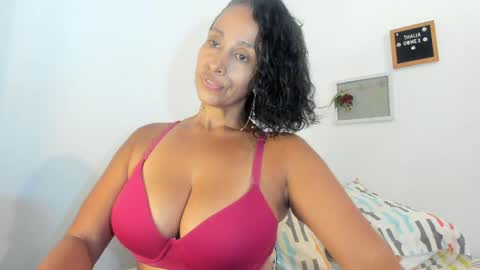 Thalia Gomex online show from 04/09/26, 08:25