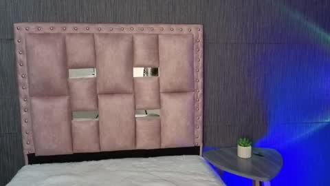 Snapshot of thalia_anderson chatting on 04/08/26, 07:47 Thalia Anderson online show from 04/08/26, 07:47