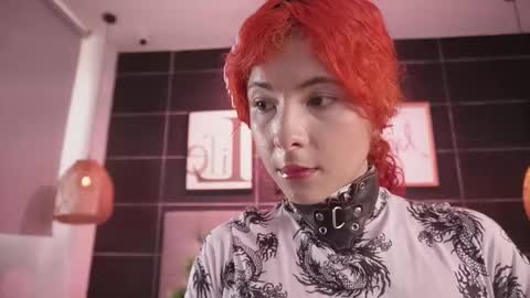 Thalia online show from 12/17/25, 12:33