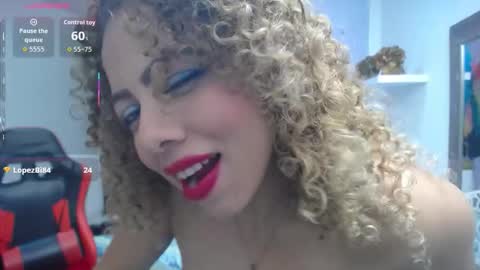 Andrea online show from 11/15/25, 01:36