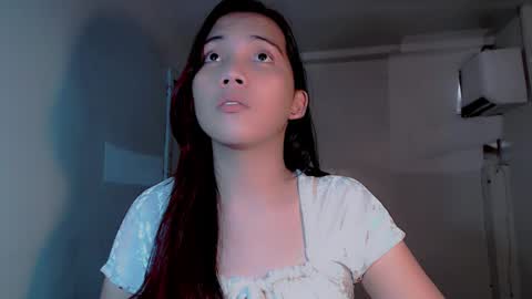 Snapshot of thalia_sunshine chatting on 01/03/25, 06:11 Thalia online show from 01/03/25, 06:11