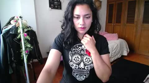    online show from 03/09/25, 10:52