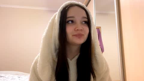 Yumi online show from 02/15/26, 04:14