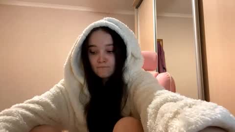 Yumi online show from 02/21/26, 02:18