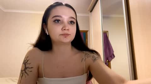 Yumi online show from 02/24/26, 03:21