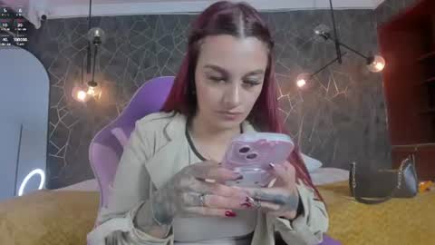 Snapshot of thalira_angels chatting on 08/06/26, 03:03 THALIRA ANGELS online show from 08/06/26, 03:03