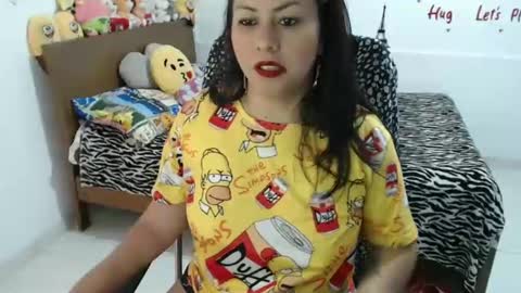 Snapshot of thamara__1023 chatting on 01/12/25, 02:52 thania sometimes in the company of Alan and Maria online show from 01/12/25, 02:52