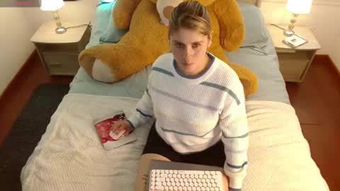   online show from 01/08/25, 09:23