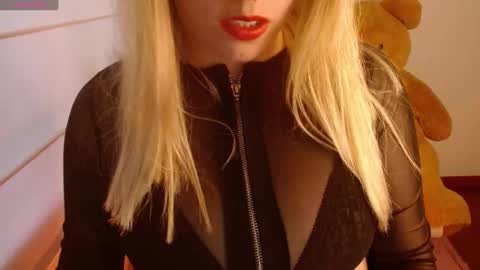   online show from 01/20/25, 11:43