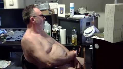 thang5545 online show from 09/15/25, 04:34