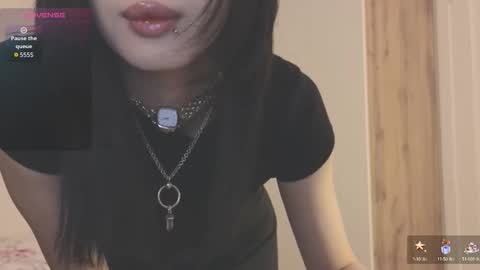 thanos_world1321002 online show from 09/28/25, 04:23