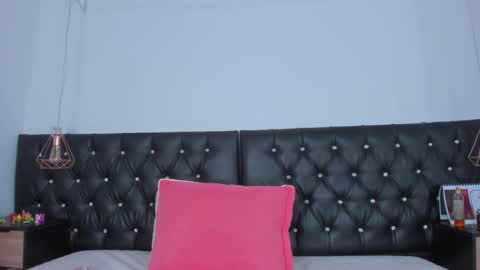 thara webstter online show from 12/24/24, 11:49