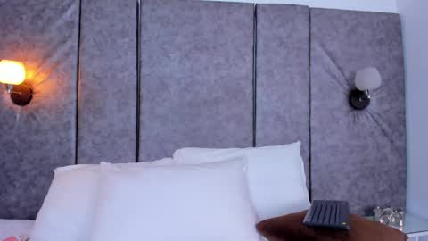 thara webstter online show from 12/02/25, 11:59