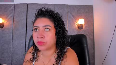 Snapshot of thara_webstter chatting on 06/24/26, 11:42 thara webstter online show from 06/24/26, 11:42