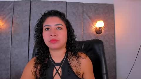 Snapshot of thara_webstter chatting on 07/06/26, 11:40 thara webstter online show from 07/06/26, 11:40