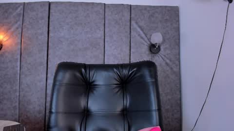 Snapshot of thara_webstter chatting on 07/15/26, 11:48 thara webstter online show from 07/15/26, 11:48